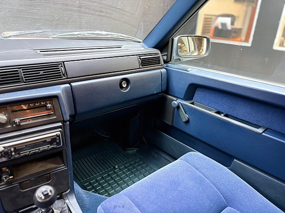 Volvo 740 17 of 17