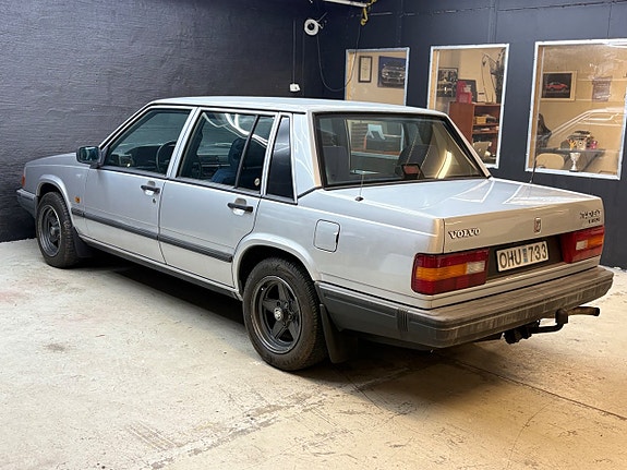 Volvo 740 8 of 17