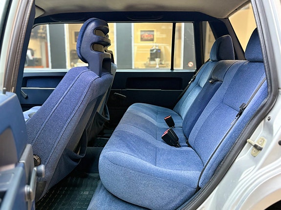 Volvo 740 11 of 17