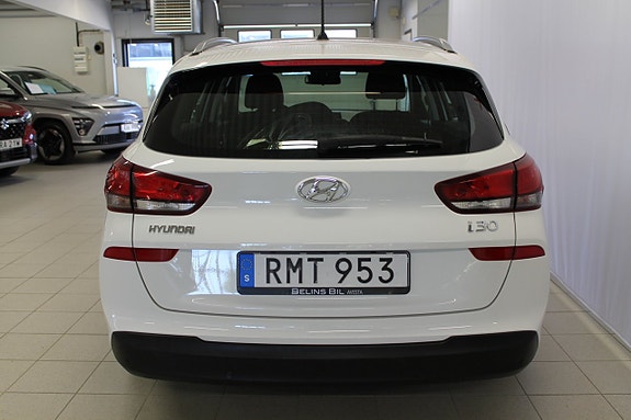 Hyundai i30 4 of 10