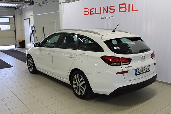 Hyundai i30 3 of 10