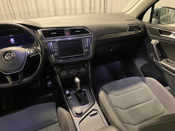 Volkswagen Tiguan 6 of 18