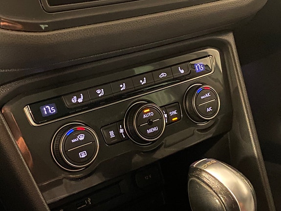 Volkswagen Tiguan 15 of 18