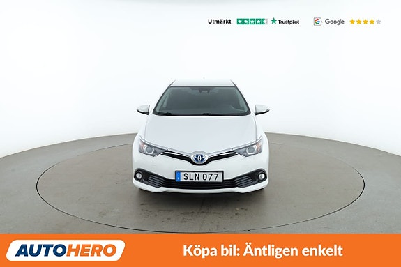 Toyota Auris 9 of 30