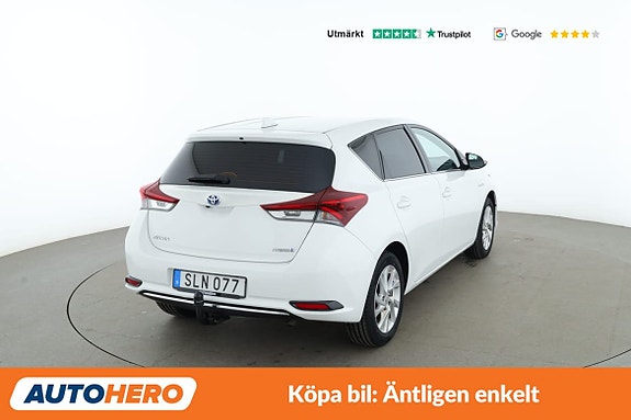 Toyota Auris 6 of 30