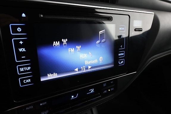 Toyota Auris 21 of 30