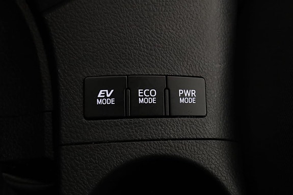 Toyota Auris 25 of 30