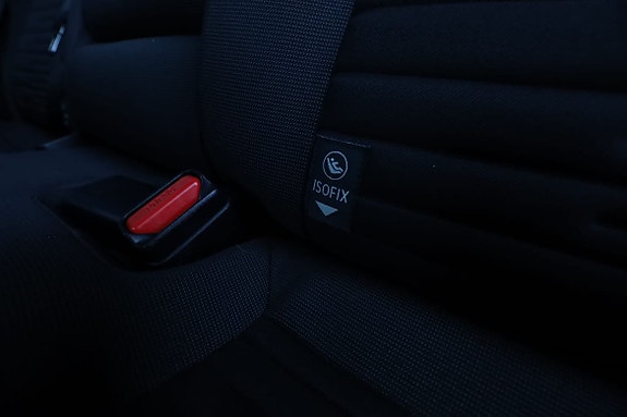 Toyota Auris 30 of 30
