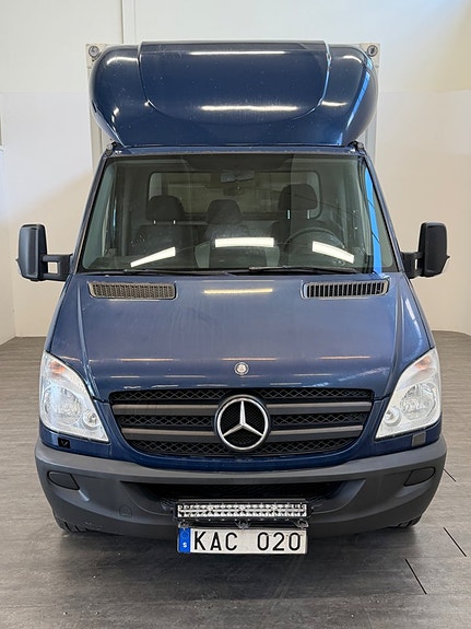 Mercedes-Benz Sprinter 319 2 of 13
