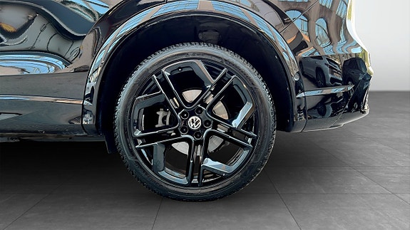 Volkswagen Tiguan 6 of 23