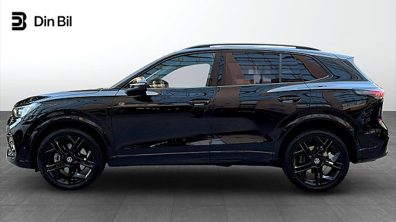 Volkswagen Tiguan 2 of 23