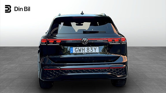 Volkswagen Tiguan 5 of 23