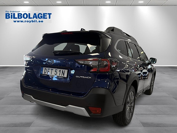 Subaru Outback 3 of 9