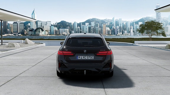 BMW i5 5 of 13