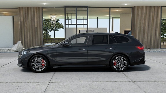 BMW i5 4 of 13