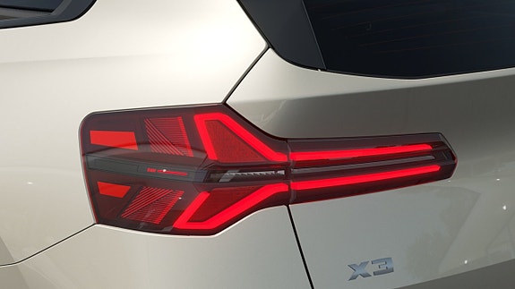 BMW X3 8 of 13