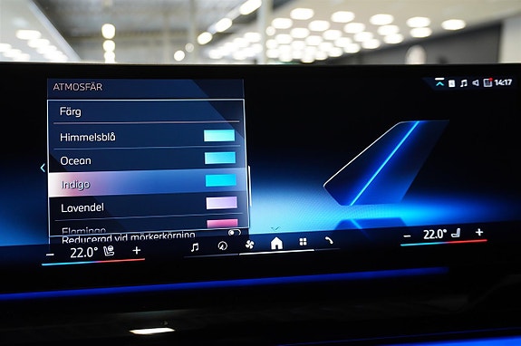 BMW i5 18 of 23