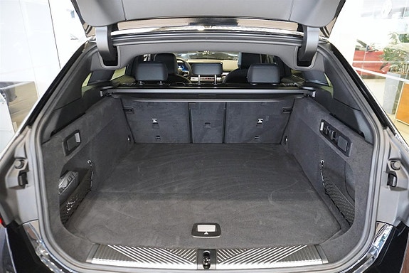 BMW i5 6 of 23