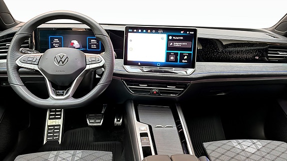 Volkswagen Passat 10 of 18