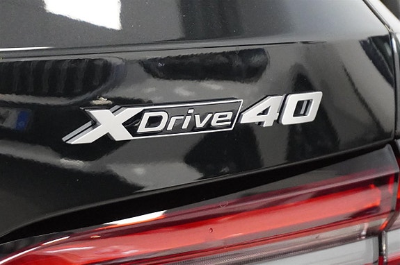 BMW i5 15 of 18
