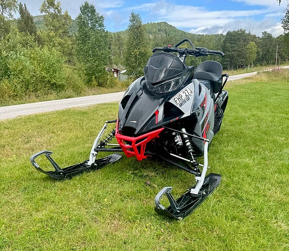 Arctic Cat RIOT X 8000 -21 2 of 3