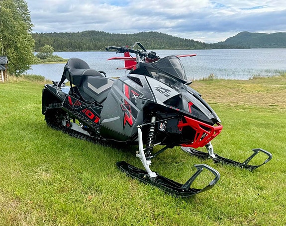 Arctic Cat RIOT X 8000 -21