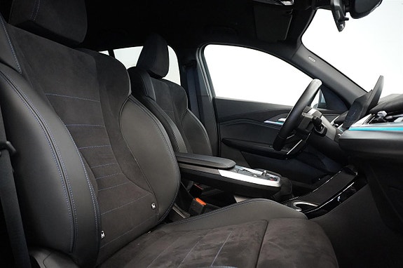 BMW iX2 5 of 17