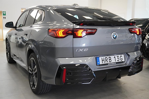 BMW iX2 15 of 17