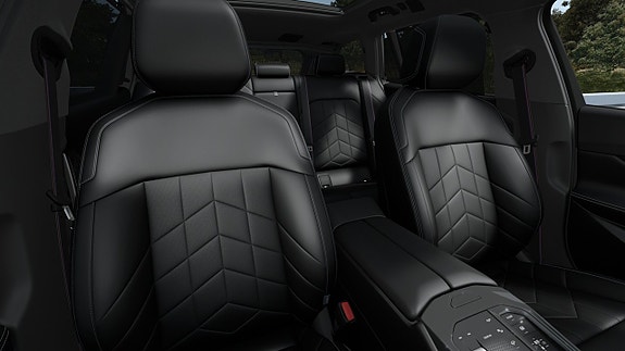 BMW i5 10 of 13