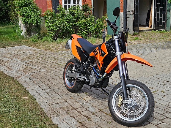 KTM 625 SMC 2 of 8