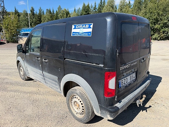 Ford Transit Connect 4 of 5