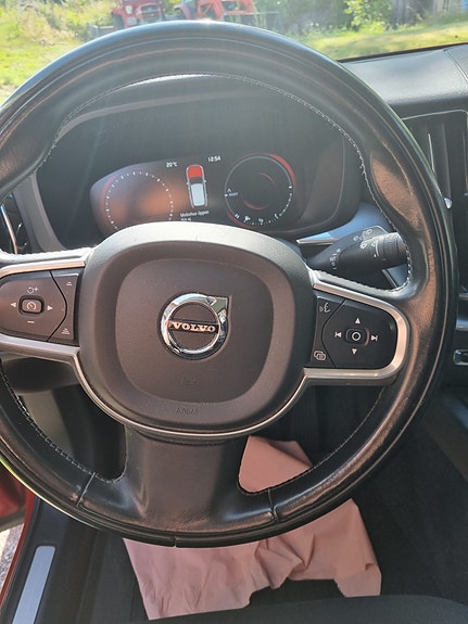 Volvo XC60 5 of 5