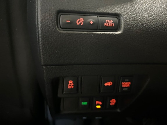 Nissan X-Trail 22 of 22