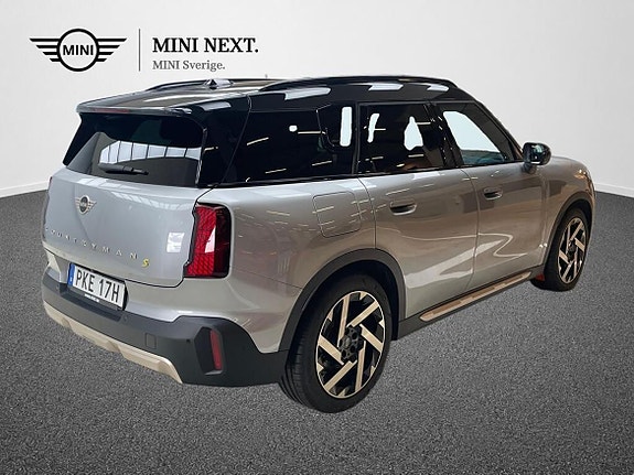 MINI Countryman SE 4 of 15
