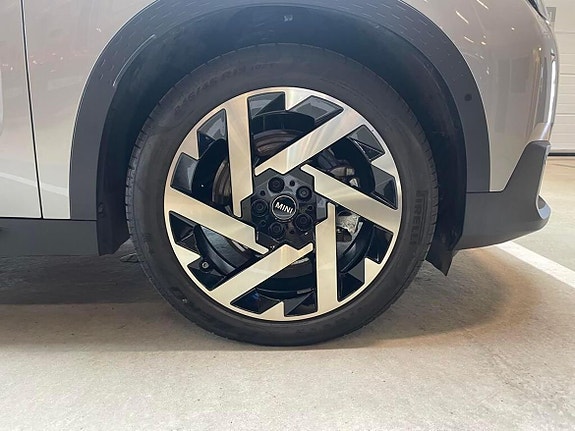 MINI Countryman SE 10 of 15