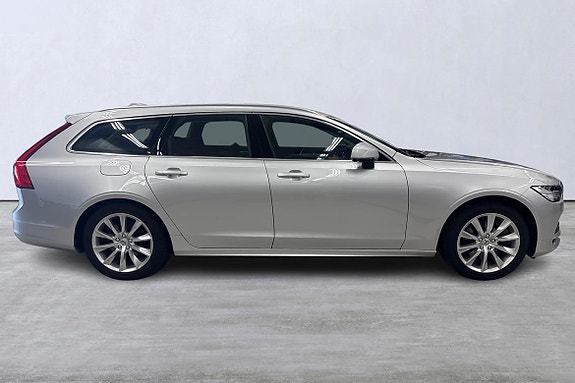 Volvo V90 3 of 20