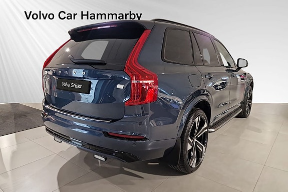 Volvo XC90 5 of 18