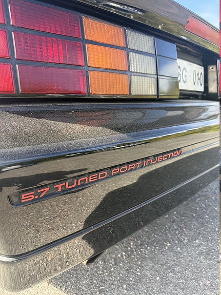 Chevrolet Camaro 5 of 11