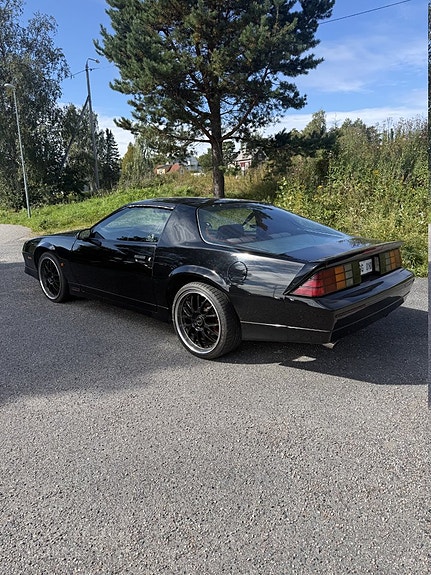Chevrolet Camaro 4 of 11