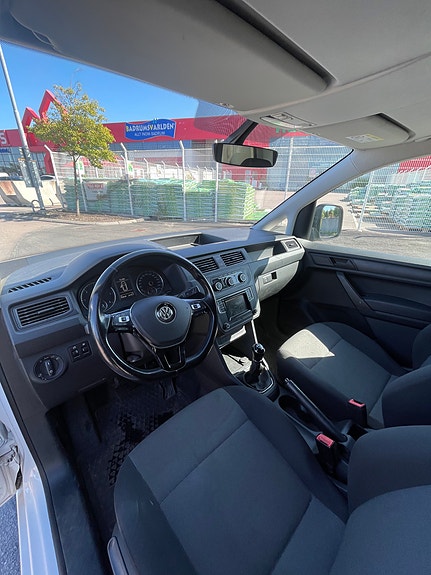 Volkswagen Caddy 2 of 10