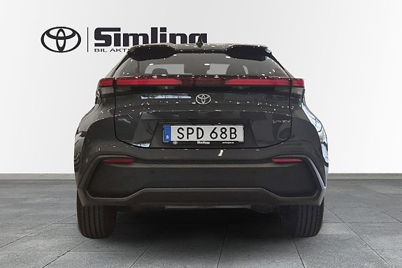 Toyota C-HR 4 of 10