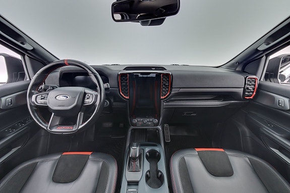 Ford Ranger Raptor 13 of 26