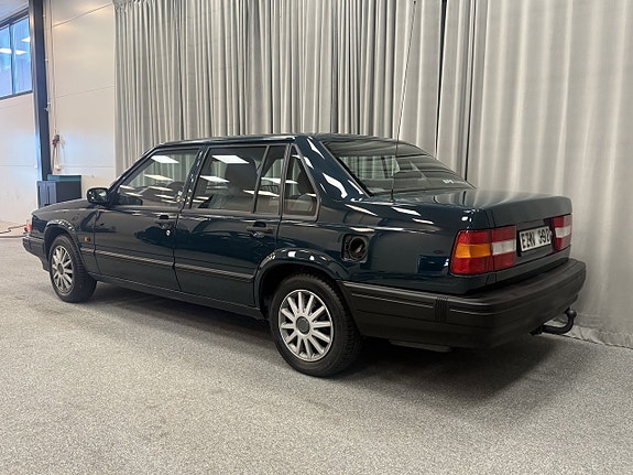 Volvo 940 3 of 12