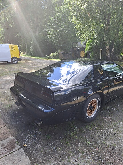 Pontiac Firebird 5 of 8