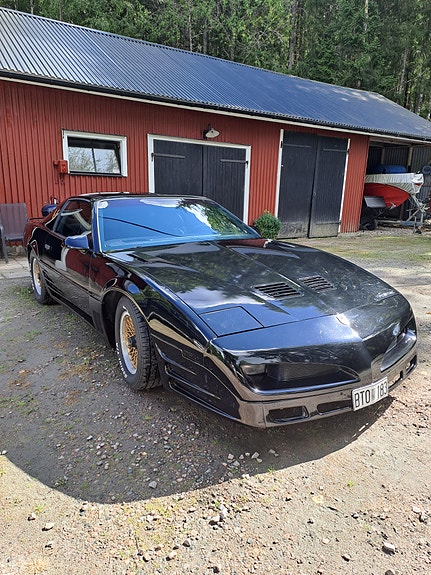 Pontiac Firebird 8 of 8
