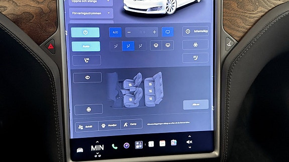 Tesla Model S 20 of 22