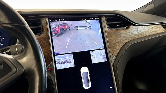 Tesla Model S 12 of 22
