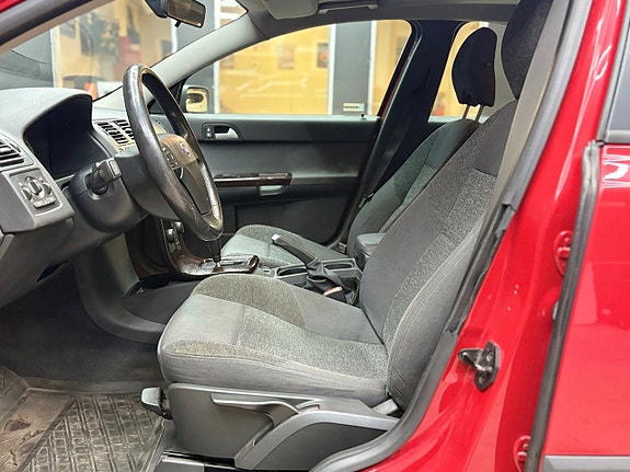 Volvo S40 12 of 18