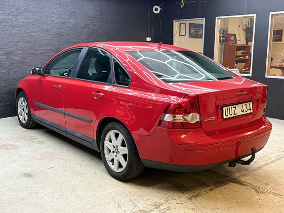 Volvo S40 8 of 18