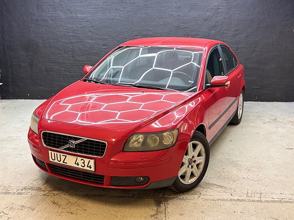 Volvo S40 3 of 18